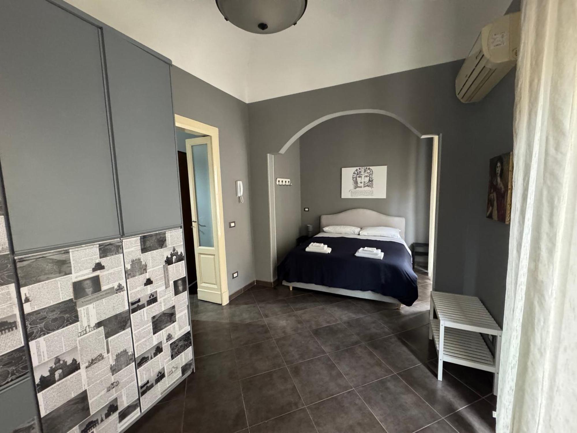 Etna Charme Apartment カターニア エクステリア 写真